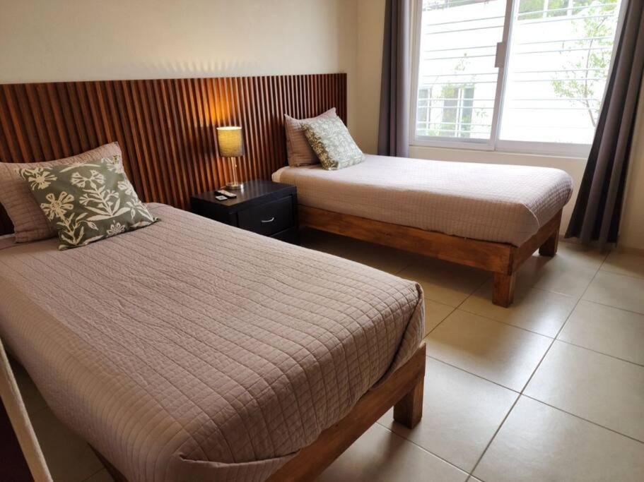 Casa Para Grupos Grandes Por El Iteso Γκουανταλαχάρα Εξωτερικό φωτογραφία